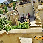 Iris Cave Cappadocia מלון *