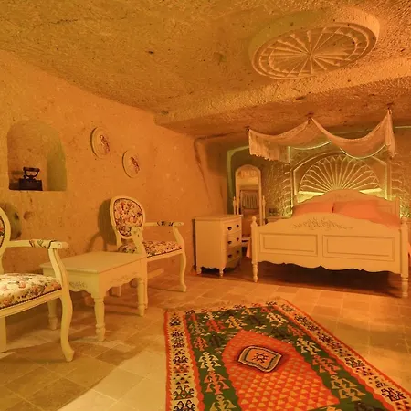 Iris Cave Cappadocia * Ортахисар