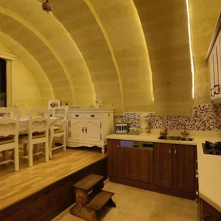 Iris Cave Cappadocia * Ортахисар