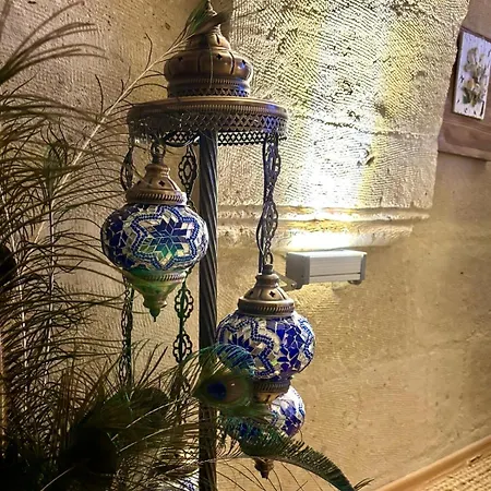 Iris Cave Cappadocia Ортахисар